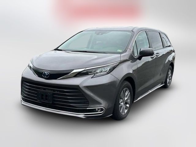 2022 Toyota Sienna XLE