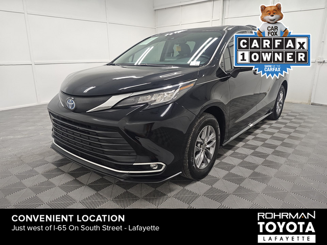 2022 Toyota Sienna XLE