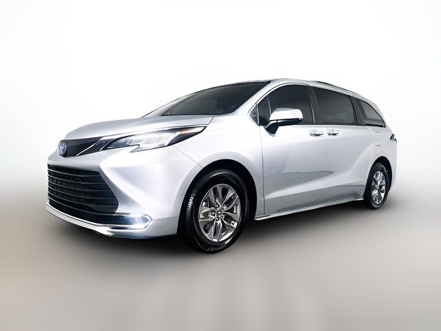 2022 Toyota Sienna XLE