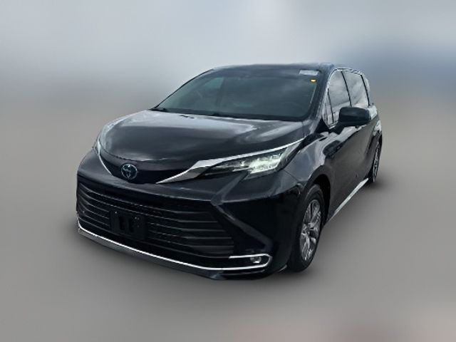 2022 Toyota Sienna XLE