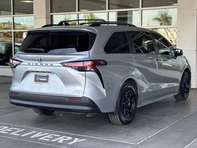 2022 Toyota Sienna XLE