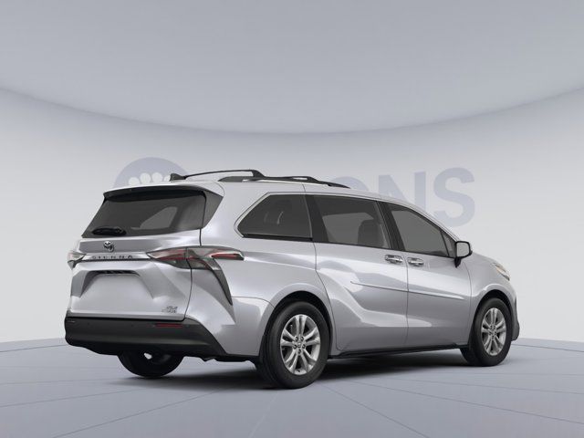 2022 Toyota Sienna XLE