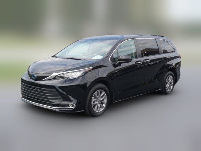 2022 Toyota Sienna XLE