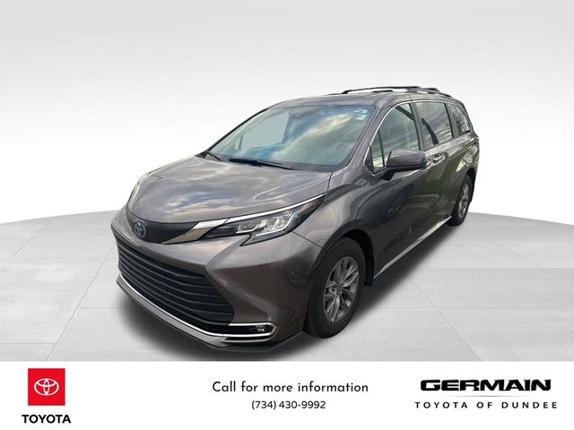 2022 Toyota Sienna XLE