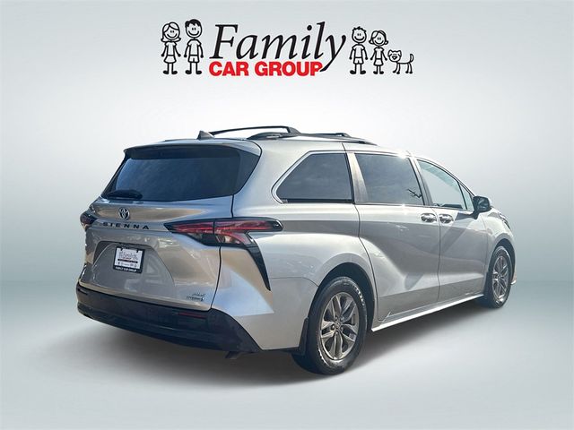 2022 Toyota Sienna XLE