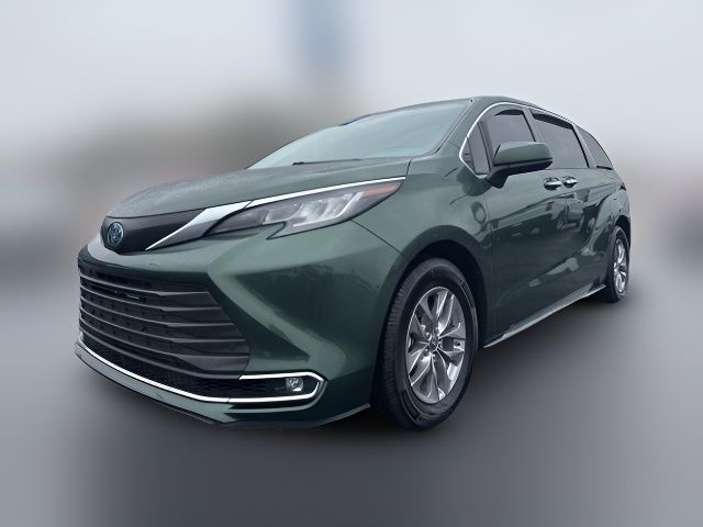 2022 Toyota Sienna XLE