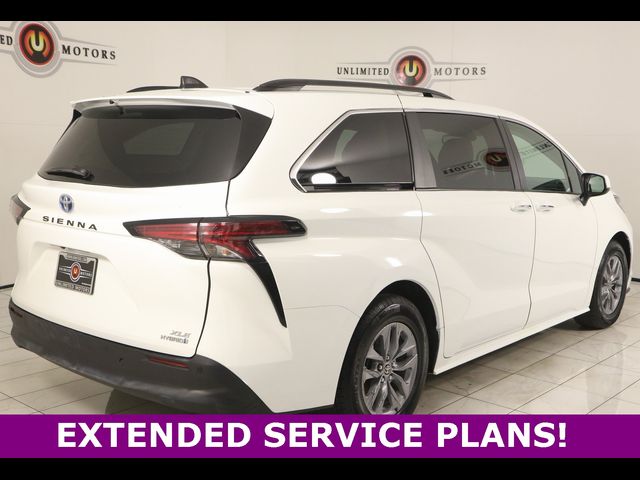 2022 Toyota Sienna XLE