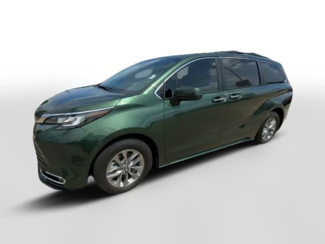 2022 Toyota Sienna XLE