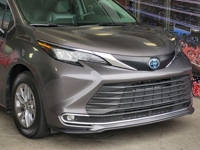 2022 Toyota Sienna XLE