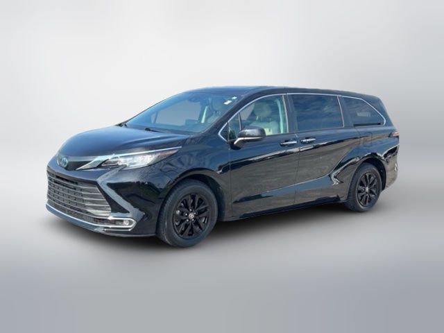 2022 Toyota Sienna XLE