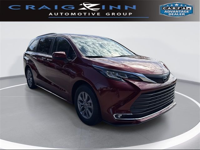 2022 Toyota Sienna XLE