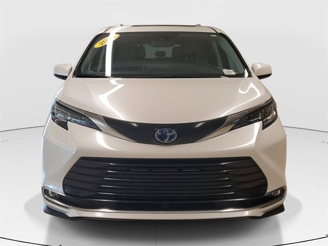 2022 Toyota Sienna XLE