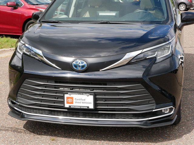 2022 Toyota Sienna XLE