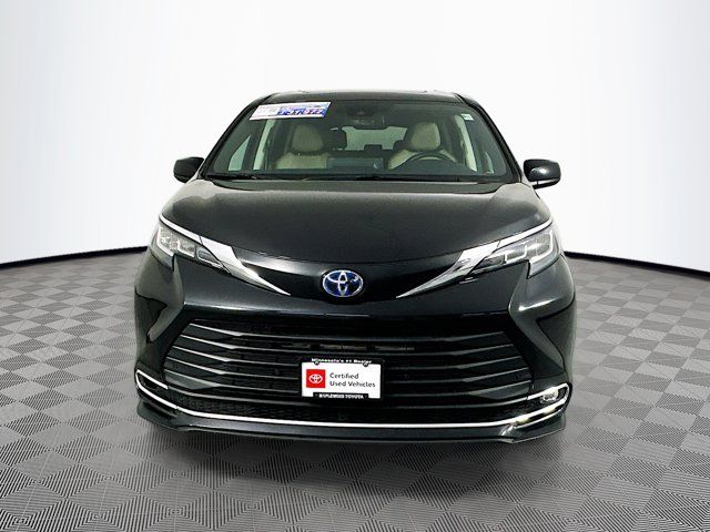 2022 Toyota Sienna XLE