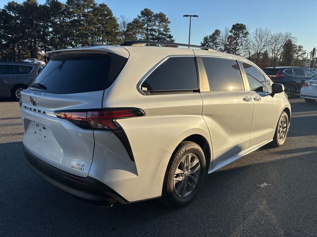 2022 Toyota Sienna XLE