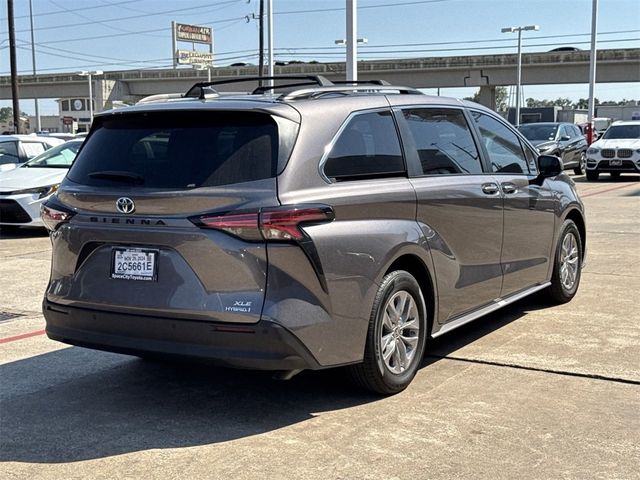 2022 Toyota Sienna XLE