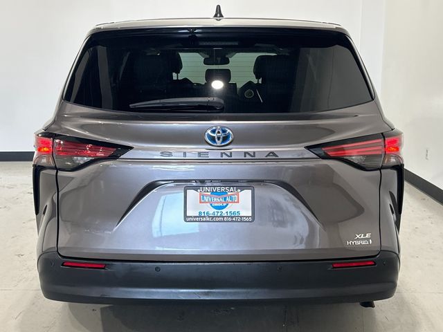 2022 Toyota Sienna XLE