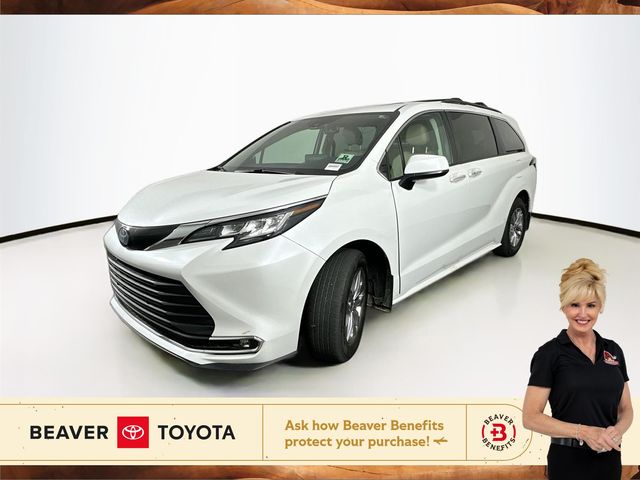 2022 Toyota Sienna XLE