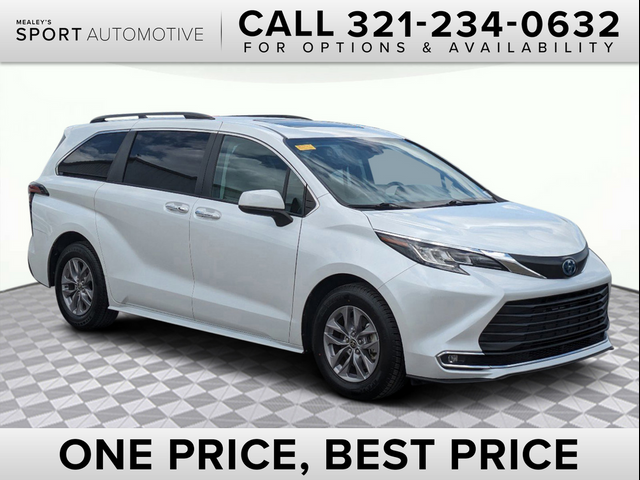 2022 Toyota Sienna XLE