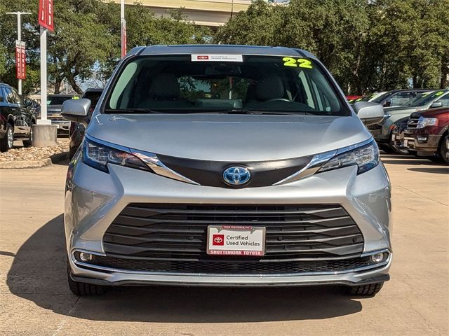 2022 Toyota Sienna XLE