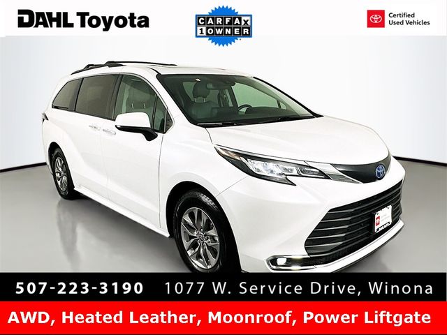 2022 Toyota Sienna XLE