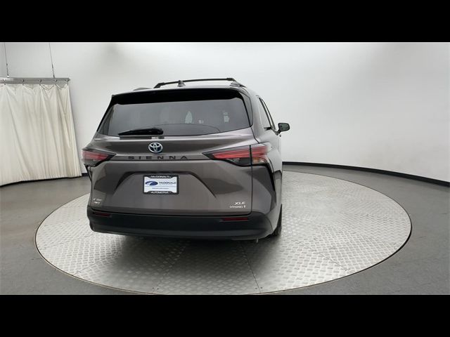 2022 Toyota Sienna XLE