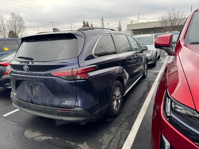 2022 Toyota Sienna XLE