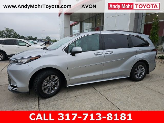 2022 Toyota Sienna XLE