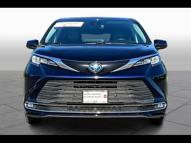 2022 Toyota Sienna XLE