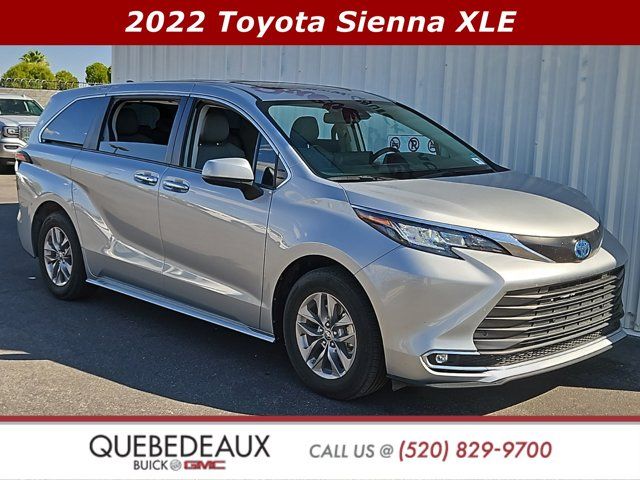 2022 Toyota Sienna XLE