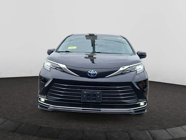 2022 Toyota Sienna XLE