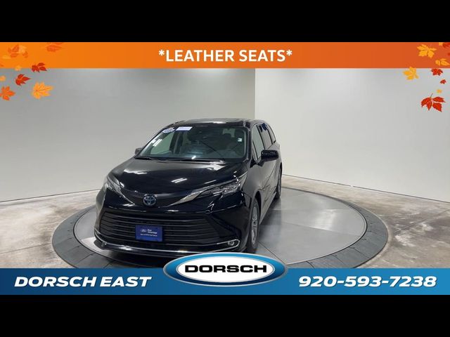 2022 Toyota Sienna XLE