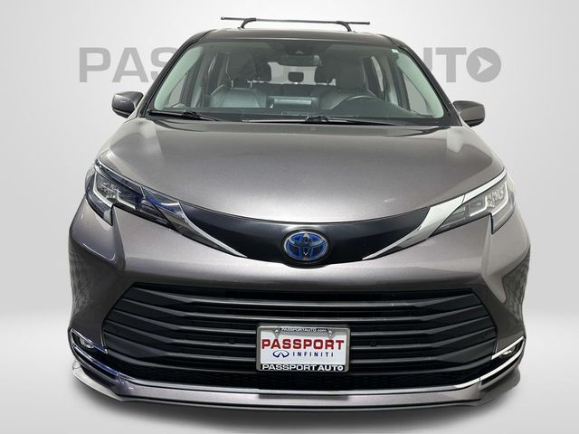 2022 Toyota Sienna XLE