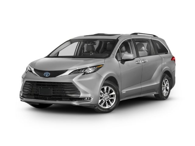 2022 Toyota Sienna XLE