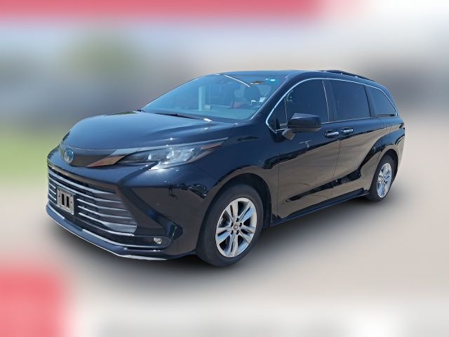 2022 Toyota Sienna XLE Woodland Edition