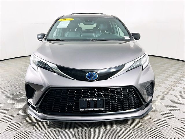 2022 Toyota Sienna XSE