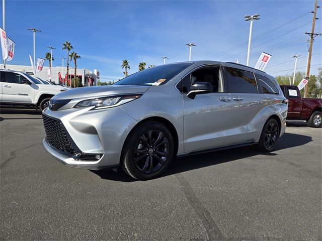 2022 Toyota Sienna XSE