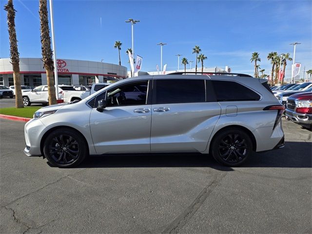 2022 Toyota Sienna XSE