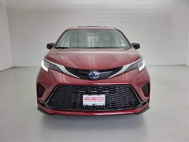 2022 Toyota Sienna XSE