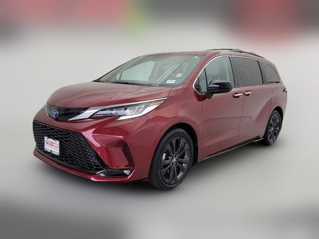 2022 Toyota Sienna XSE