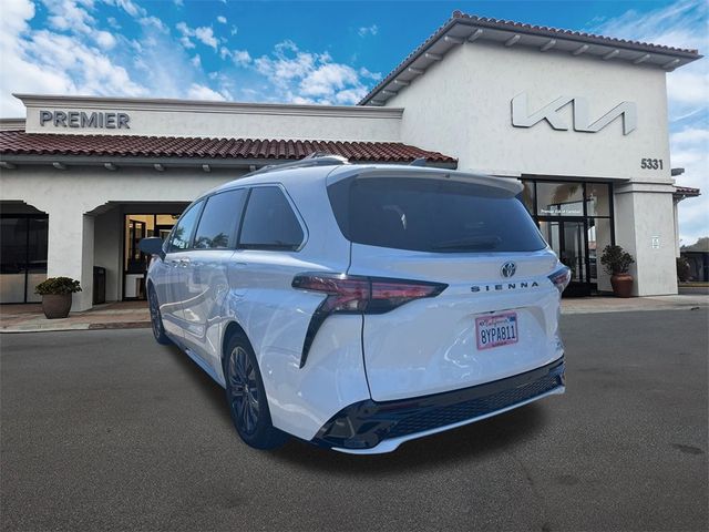 2022 Toyota Sienna XSE