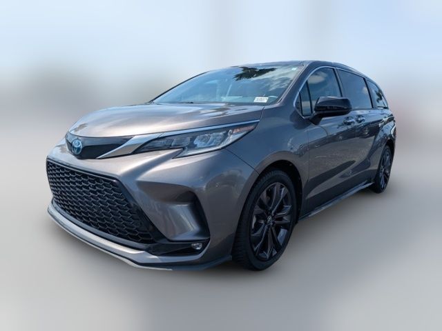 2022 Toyota Sienna XSE