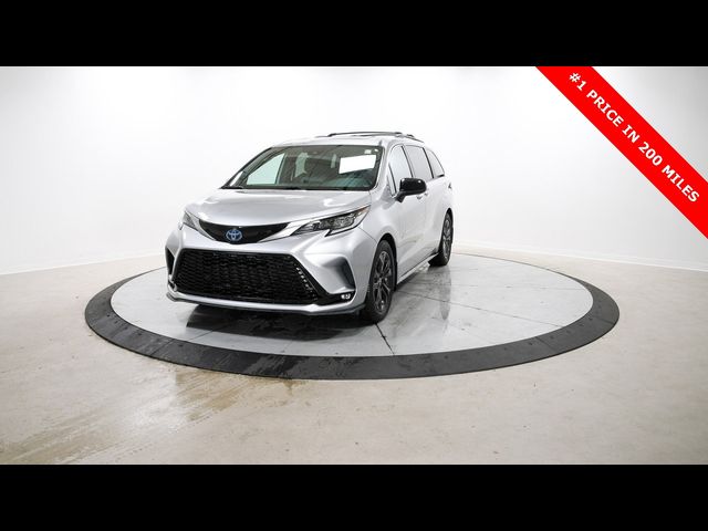 2022 Toyota Sienna XSE