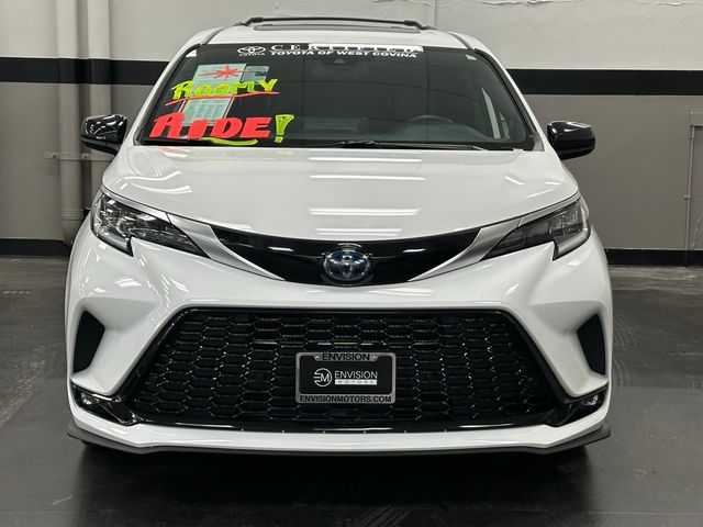 2022 Toyota Sienna XSE