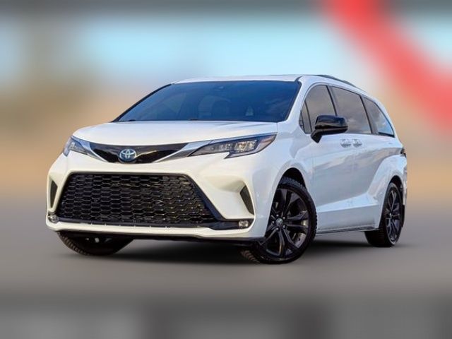 2022 Toyota Sienna XSE