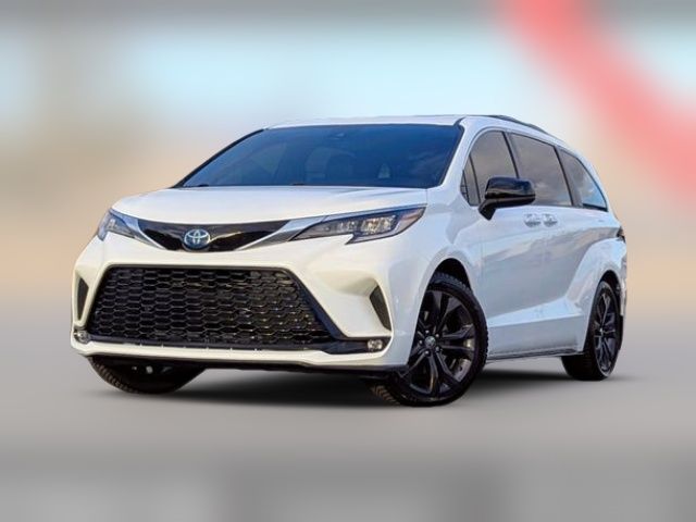 2022 Toyota Sienna XSE