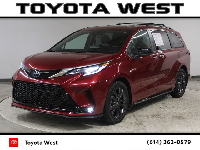 2022 Toyota Sienna XSE