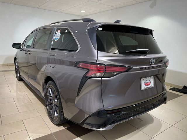 2022 Toyota Sienna XSE