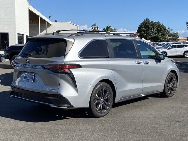 2022 Toyota Sienna XSE