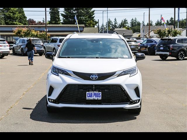 2022 Toyota Sienna XSE